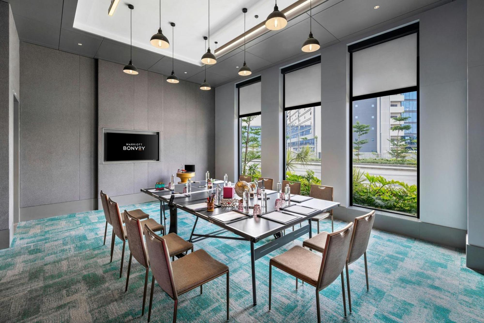Moxy Bengaluru Airport Prestige Tech Cloud 호텔 Devanahalli 외부 사진