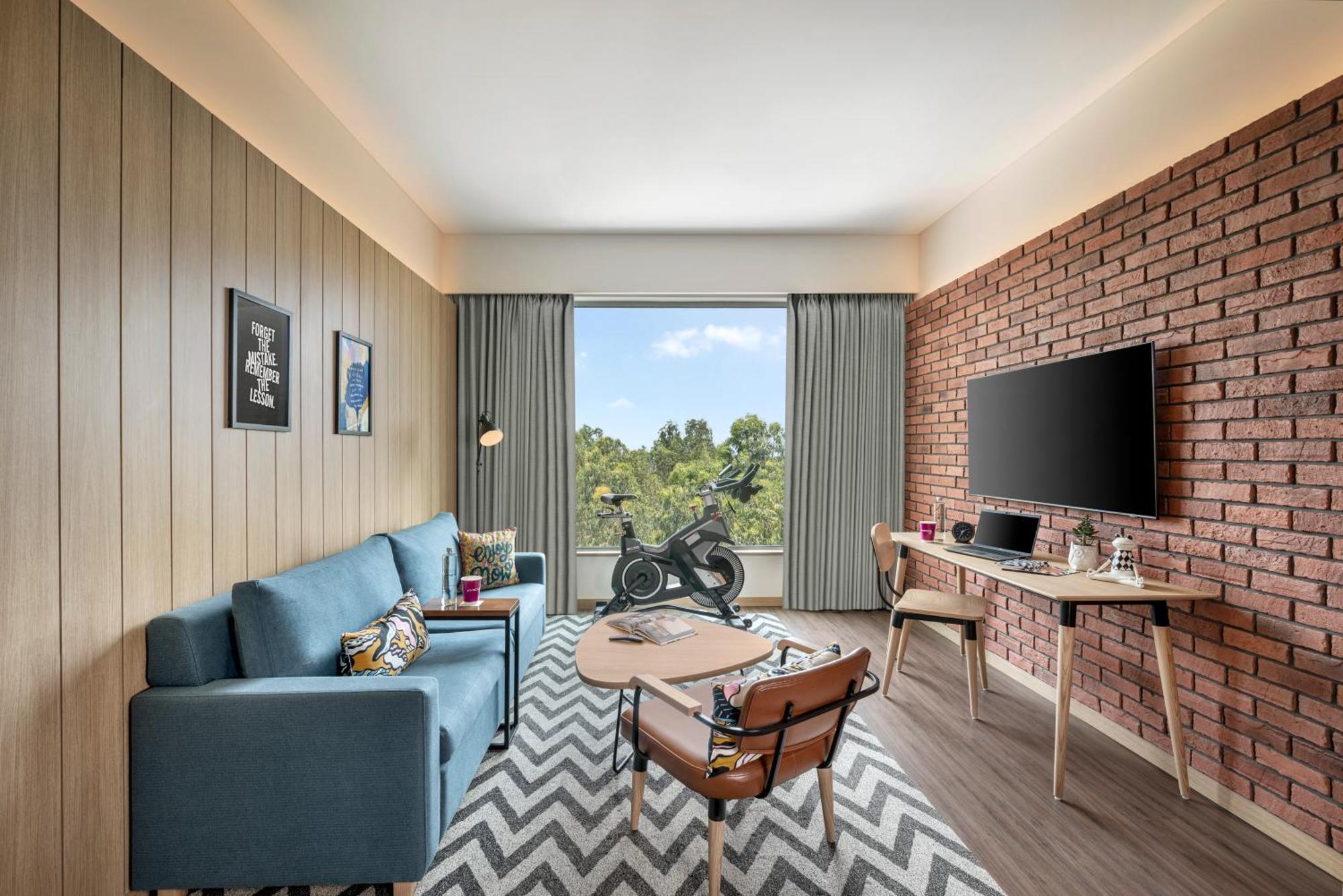 Moxy Bengaluru Airport Prestige Tech Cloud 호텔 Devanahalli 외부 사진